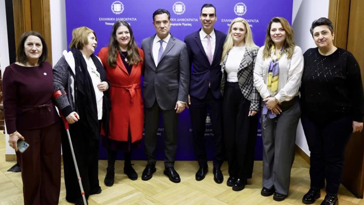 Συνάντηση Γεωργιάδη με αντιπροσωπεία από τους Συλλόγους Μαιών