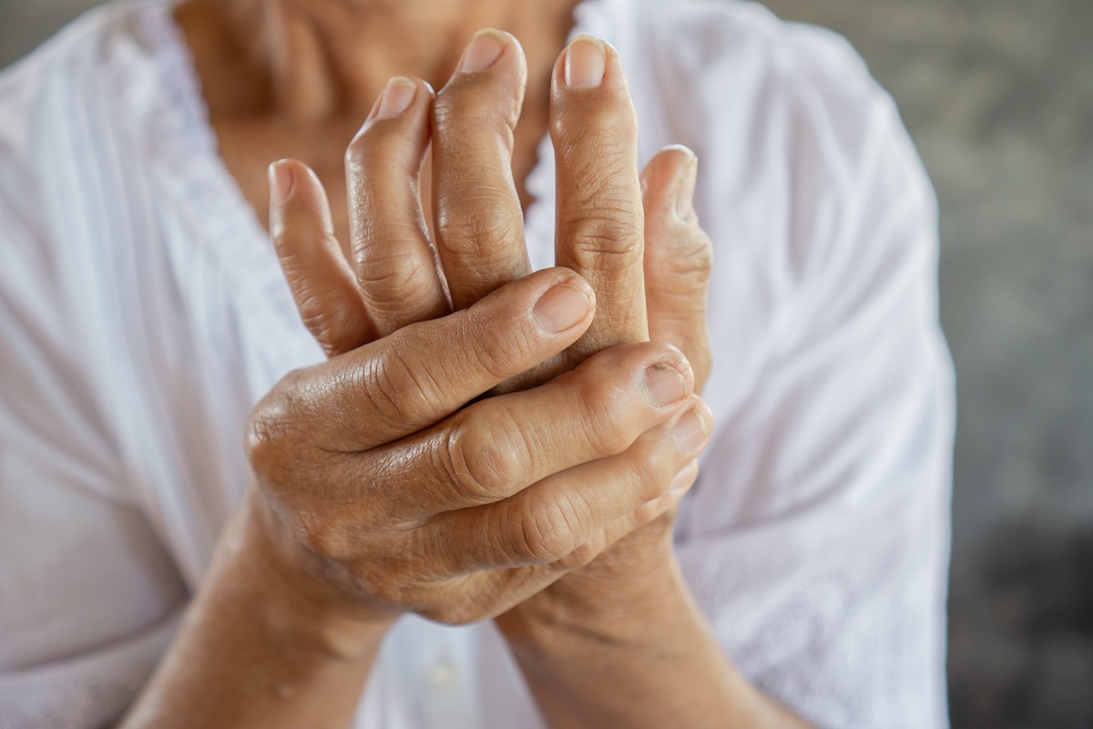 Αρθρίτιδα: 4 αποτελεσματικές στρατηγικές για την ανακούφιση του πόνου