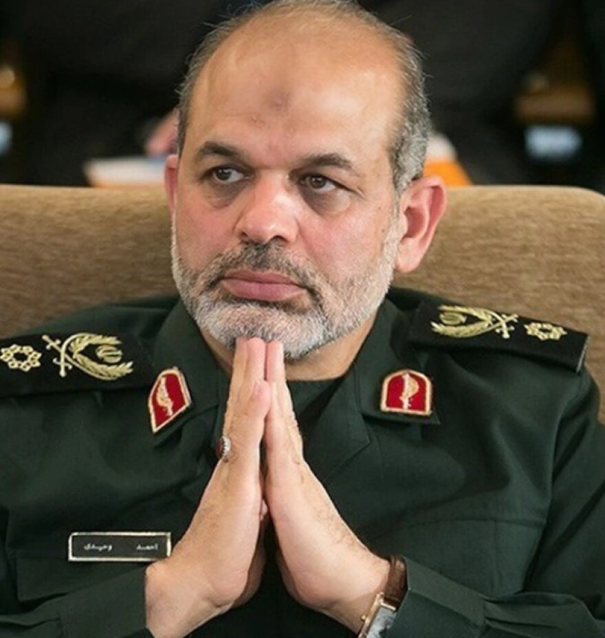 Γιατί οι συζητήσεις ΗΠΑ – Ιράν βρίσκουν τοίχο: O «σκληρός» των Φρουρών, Αχμάντ Βαχίντι κινεί τα νήματα στρατιωτικά και διπλωματικά