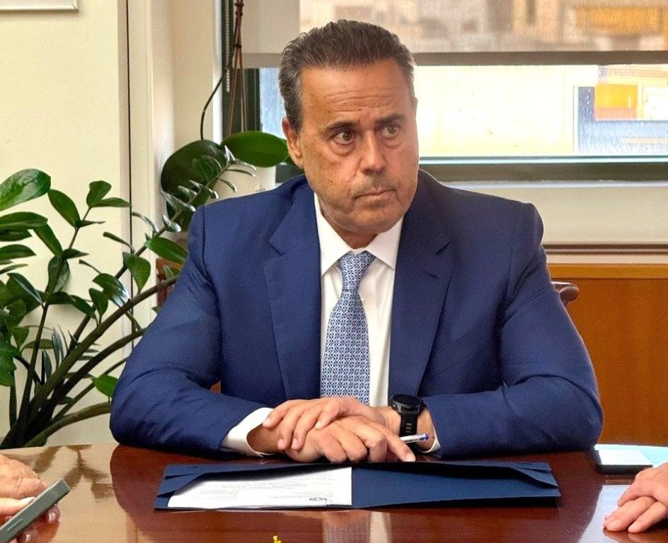 Παπασταύρου: Προχωρούμε με τη Γαλλία στη σύσταση ομάδας για την προστασία των θαλασσών
