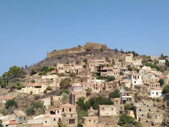 «Chios Pass 2026» – «Kythira Pass 2026»: Αρχίζουν από αύριο οι αιτήσεις για τα vouchers των 300 ευρώ