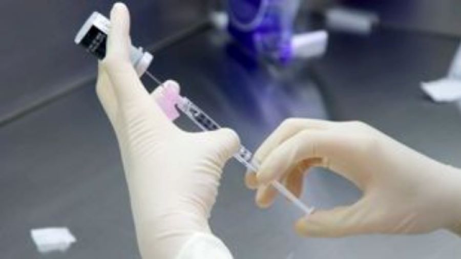 Μπορεί η AI να σταματήσει την επόμενη πανδημία; Το πρώτο εμβόλιο δοκιμάζεται ήδη