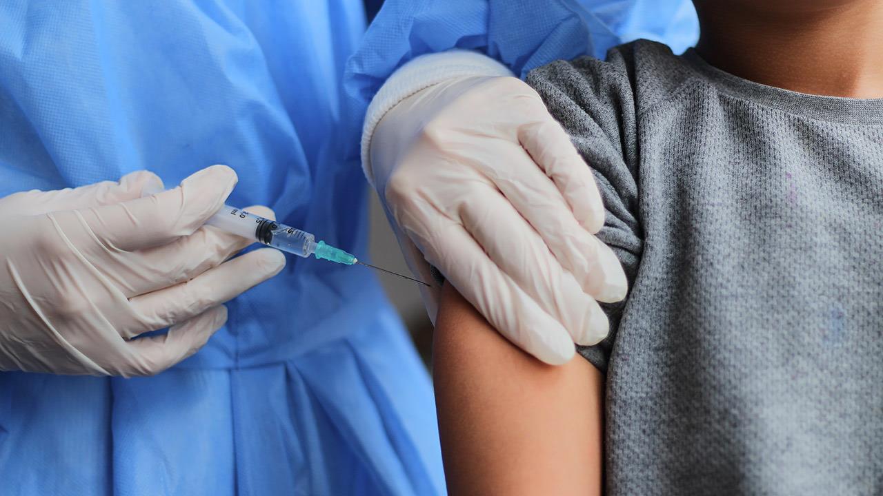 Πάνω από μισό εκατομμύριο παιδιά στην Ευρώπη παραμένουν χωρίς εμβολιαστική κάλυψη