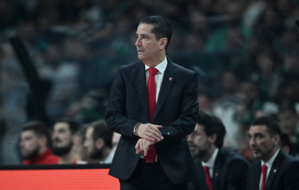 Σερβικά ΜΜΕ: «Φραστικό επεισόδιο Ομπράντοβιτς-Σφαιρόπουλου»