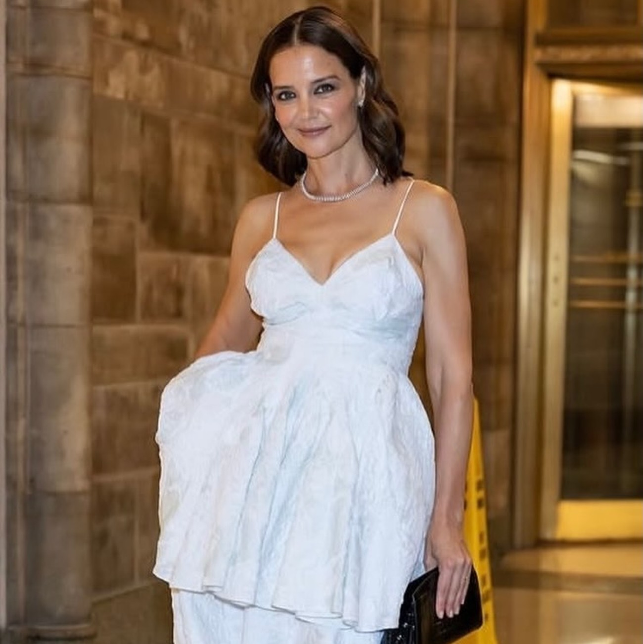 Νέος έρωτας για την Katie Holmes; Χέρι-χέρι με γνωστό εικαστικό