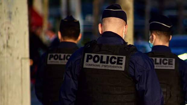 Παρίσι: Συναγερμός λόγω ύποπτου ΙΧ κοντά σε συναγωγή – Η αντιτρομοκρατική αναλαμβάνει την υπόθεση