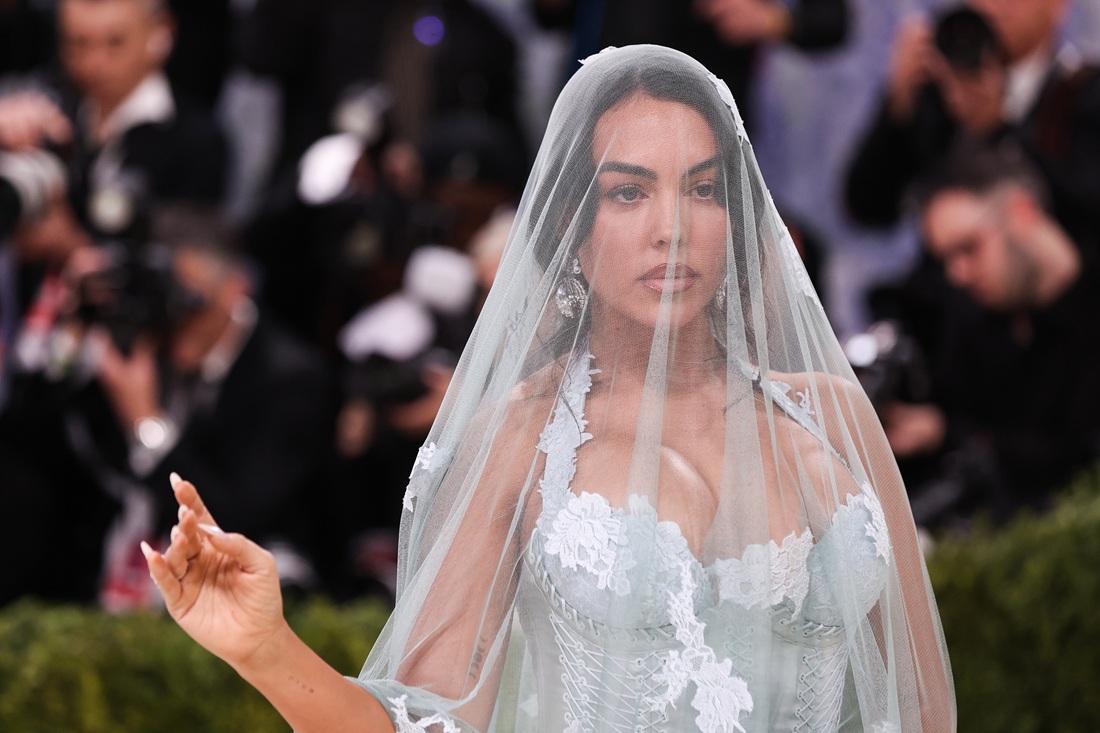 Georgina Rodríguez: Είπε το… I do φορώντας κοσμήματα αξίας 50 εκατ. δολ. – Τι σχέση έχει η Beyoncé