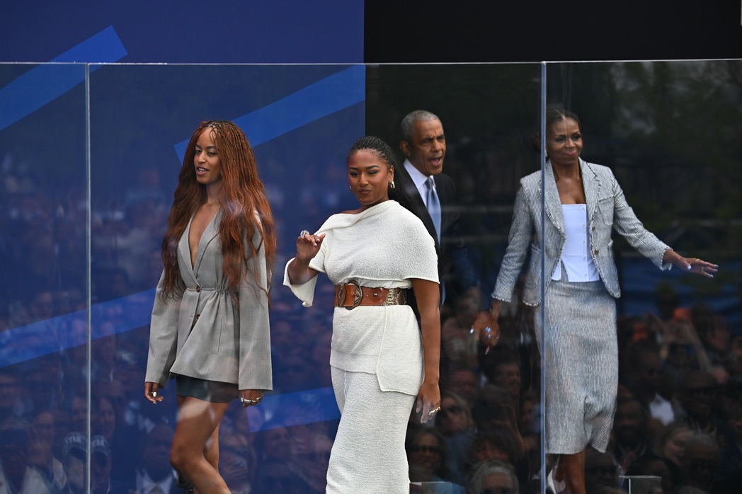 Michelle Obama: H αναπάντεχη αποκάλυψη για τις κόρες της Malia και Sasha
