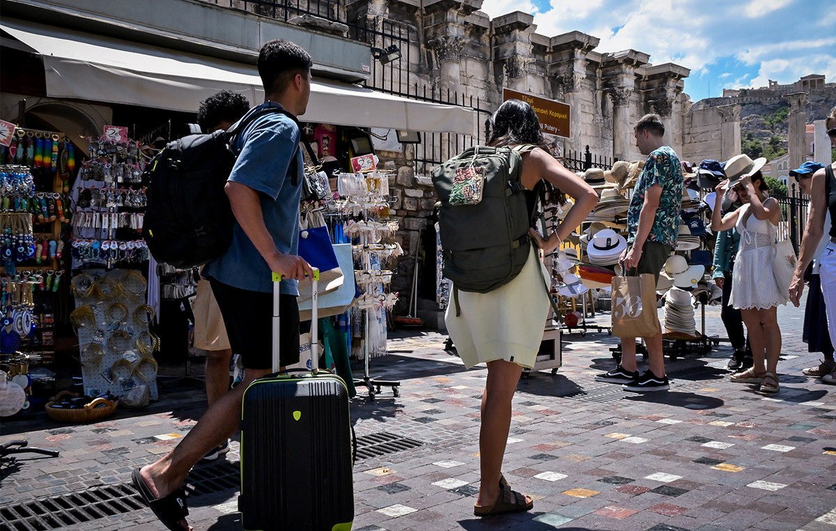 Πώς θα διαμορφωθεί η θερμοκρασία σε Αθήνα, Θεσσαλονίκη, Πάτρα και Λάρισα – Πότε υποχωρεί η έντονη ζέστη