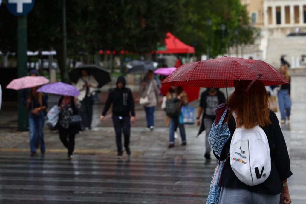 Καιρός: Οι τρεις περιοχές που αναμένονται έντονα φαινόμενα έως το απόγευμα – Νέο έκτακτο της ΕΜΥ