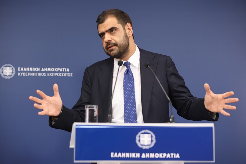 «Δεν έβαλαν μυαλό», λέει ο Μαρινάκης – Επίθεση στην αντιπολίτευση για την παραπομπή Τριαντόπουλου στο Ειδικό Δικαστήριο