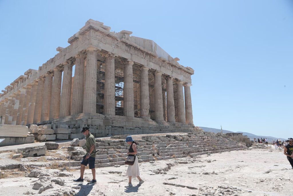 Ο λογαριασμός του Μοροζίνι: Δύο αιώνες πληρωμές για να ξανασταθεί ο Παρθενώνας