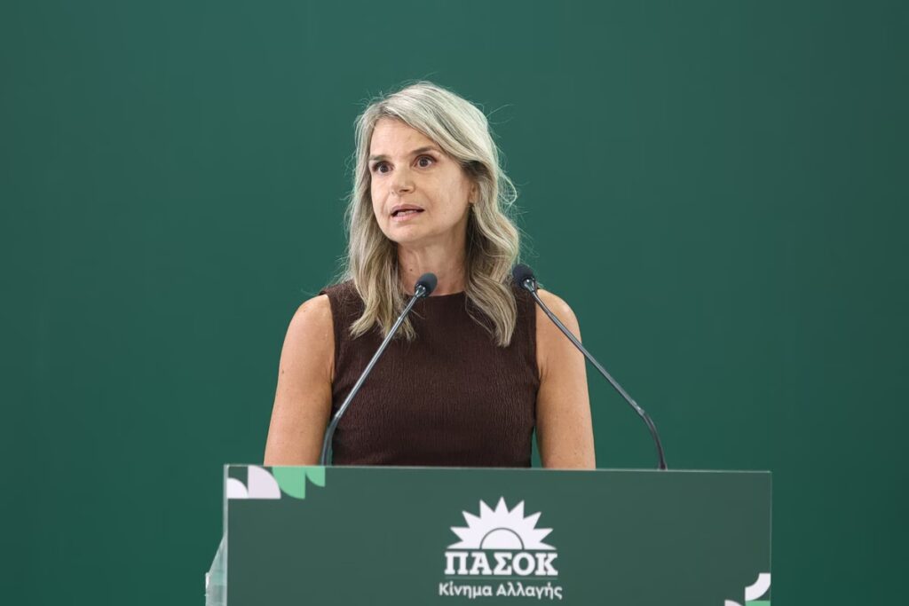 Μιλένα Αποστολάκη: Επτά χρόνια προστάτευαν funds και servicers και σήμερα «ανακαλύπτουν» το πρόβλημα
