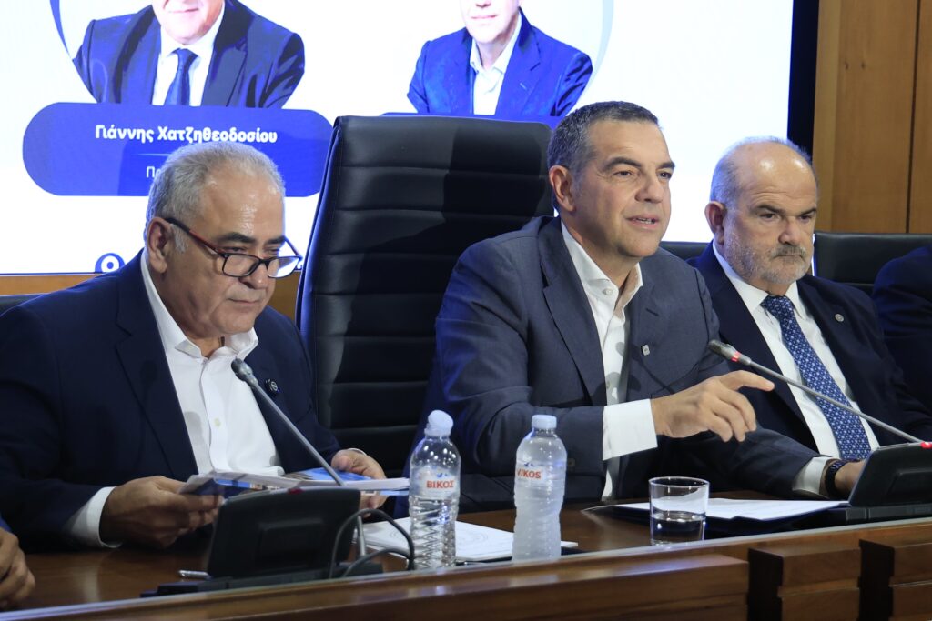 Τσίπρας: Η ΕΛΑΣ μπορεί να δώσει το «οξυγόνο» που χρειάζεται η μικρομεσαία επιχειρηματικότητα