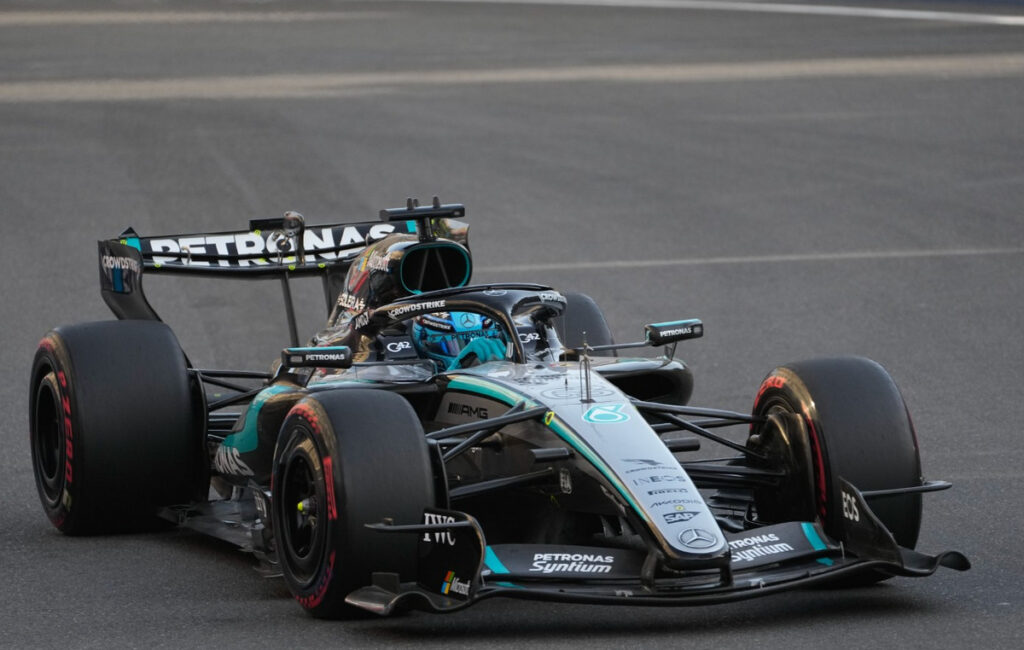 Formula 1: Νικητής ο Ράσελ στο Αζερμπαϊτζάν και ζωντανός στη μάχη του τίτλου