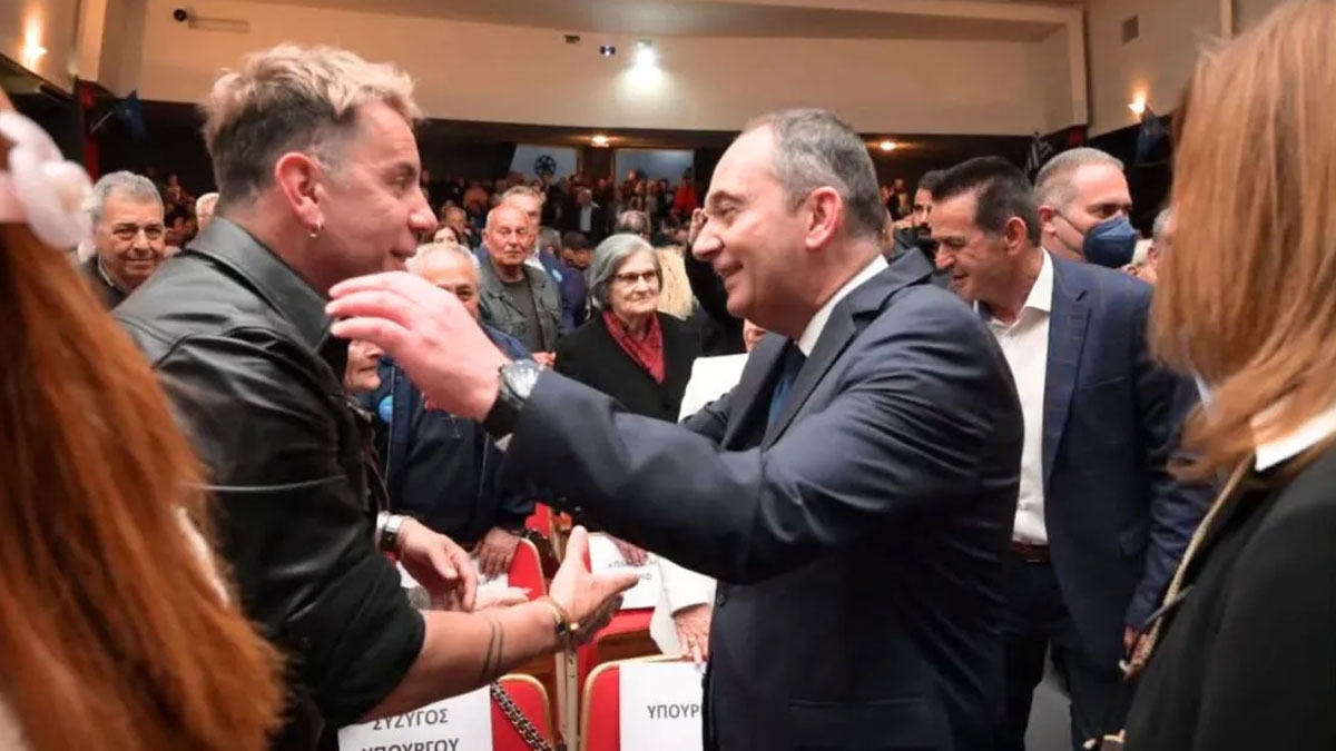 Η άγνωστη φιλία με τον Α’ Αντιπροέδρο της Βουλής, Γιάννη Πλακιωτάκη