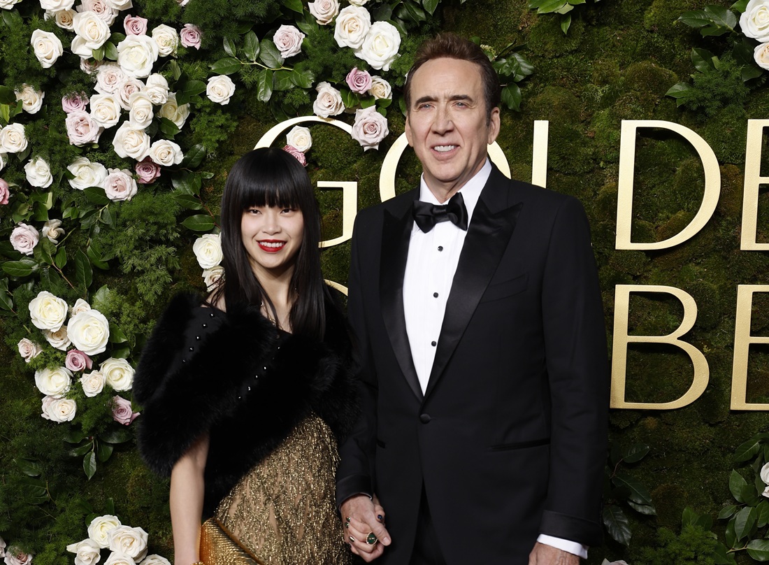 Αγνώριστος ο Nicolas Cage στο κόκκινο χαλί με την 31χρονη σύζυγό του