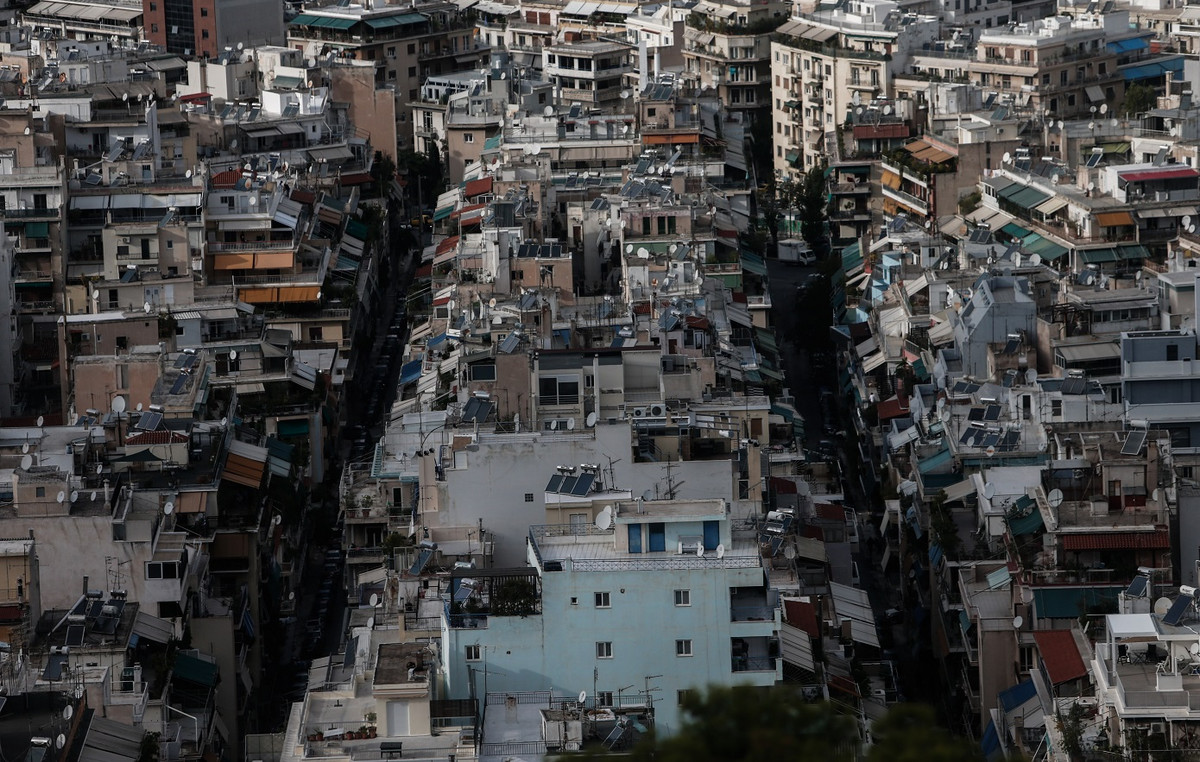 Στο «σφυρί» 43 ακίνητα για χρέη στην εφορία – Ξεκινά νέος κύκλος πλειστηριασμών