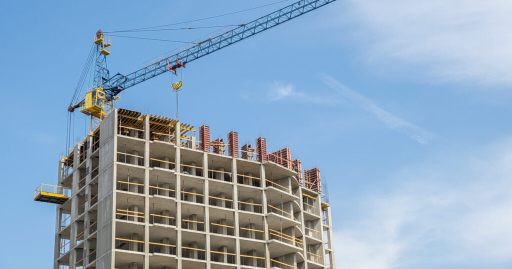 Οικοδομή: Αύξηση 22,7% στον όγκο τον Ιούνιο – Πάνω από 3.000 άδειες