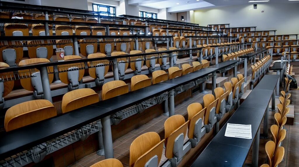 Πρύτανης Πανεπιστημίου Πατρών: «Καμπανάκι» για τη μείωση των φοιτητών – Γιατί εκατοντάδες δεν προχώρησαν σε εγγραφή