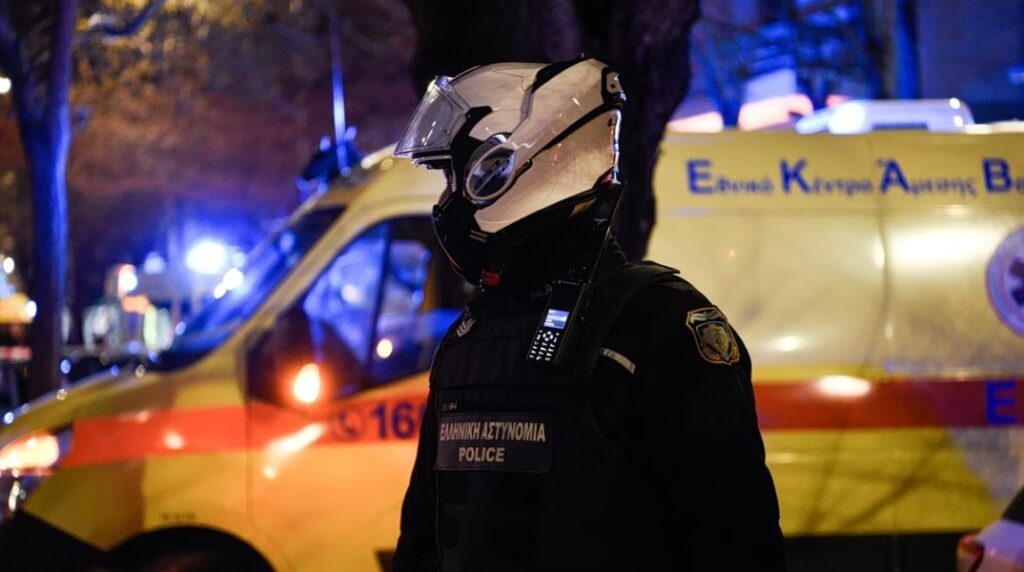 Σοβαρό τροχαίο με παράσυρση γυναίκας στην Πατησίων