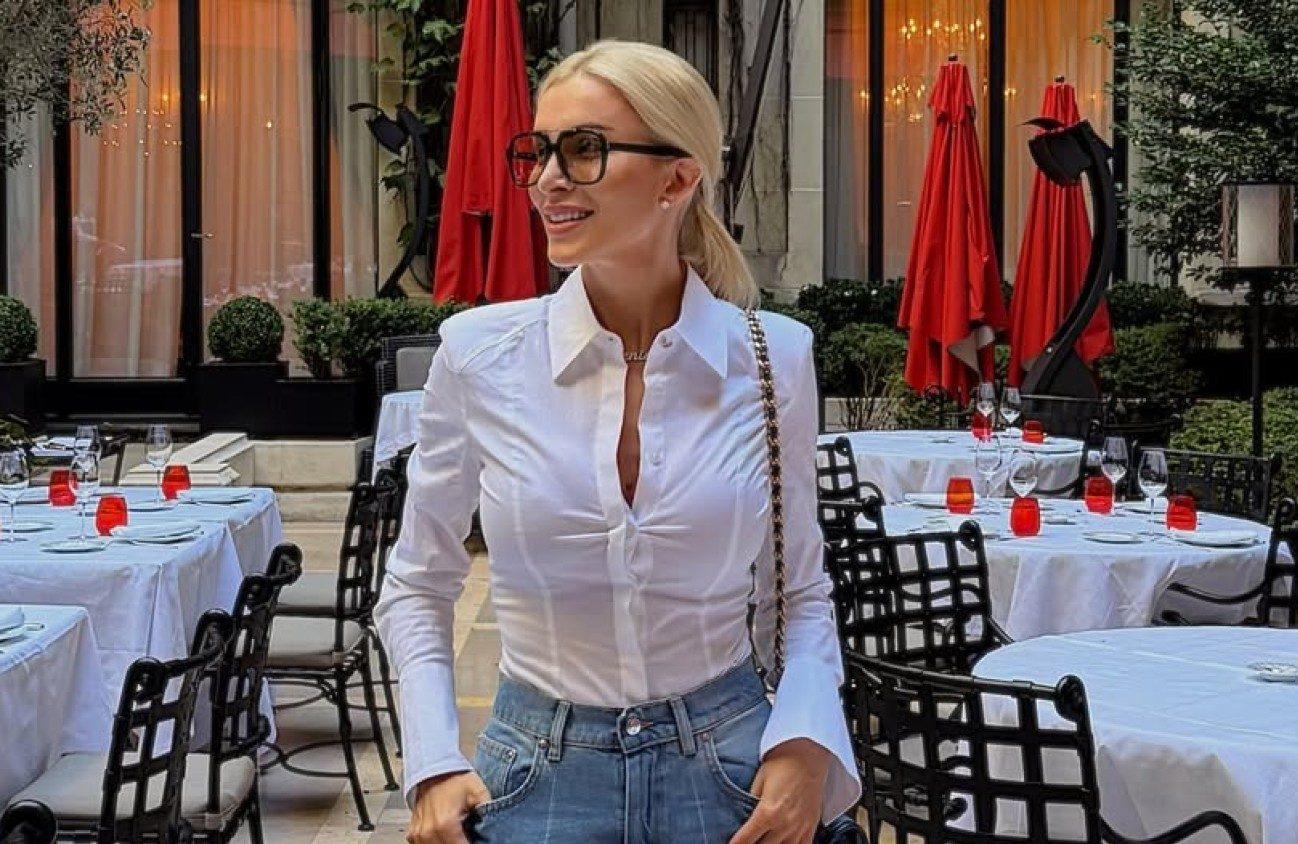 Κατερίνα Καινούργιου: Η έξοδος για φαγητό με την ομάδα της στο εστιατόριο του Παναγιώτη Κουτσουμπή και η νέα προσθήκη