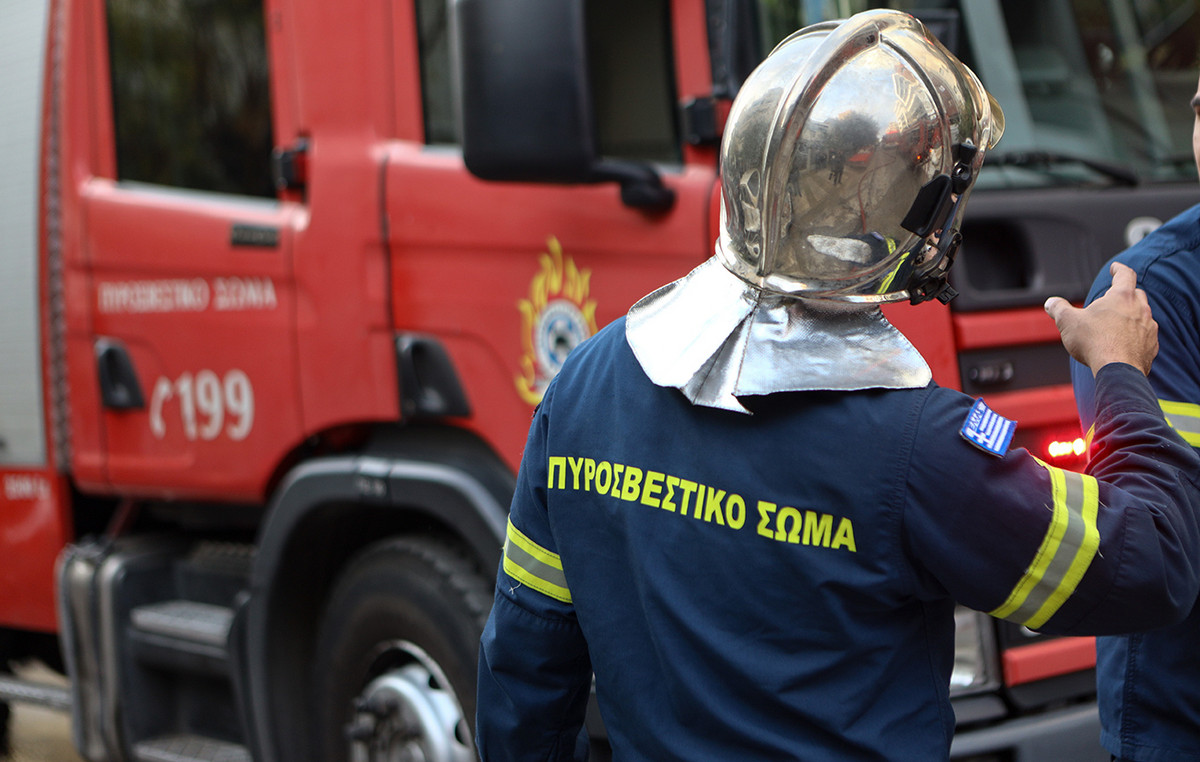 Κατάσβεση φωτιάς στη Μύκονο αποκάλυψε τραγωδία – Βρέθηκε άνδρας χωρίς τις αισθήσεις του