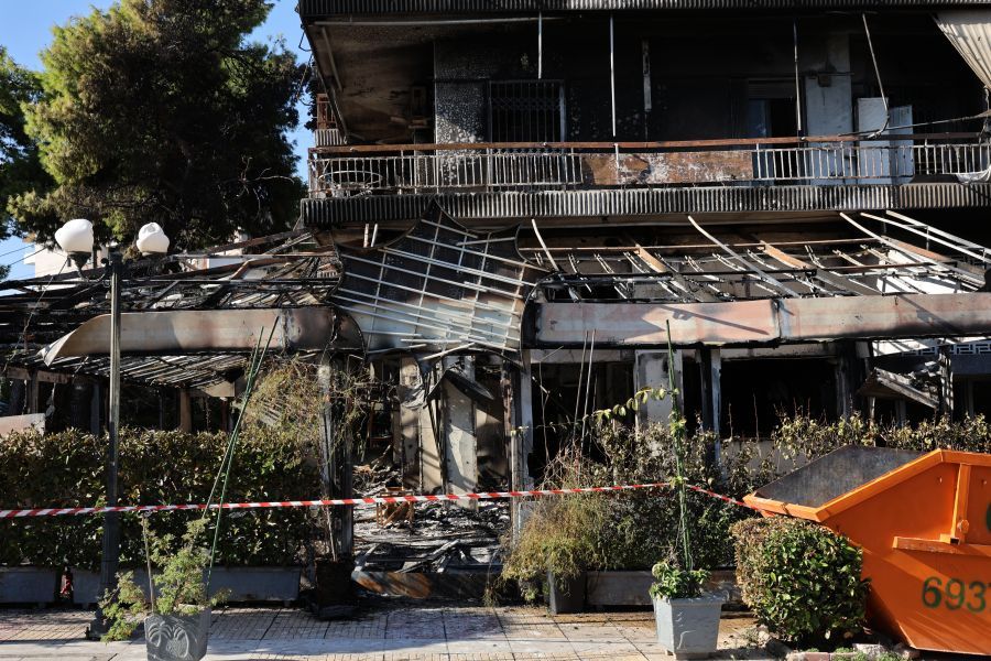 Νέα Ιωνία: Τι εξετάζουν οι Αρχές για τη φωτιά στην καφετέρια – Το αιματηρό επεισόδιο το 2023