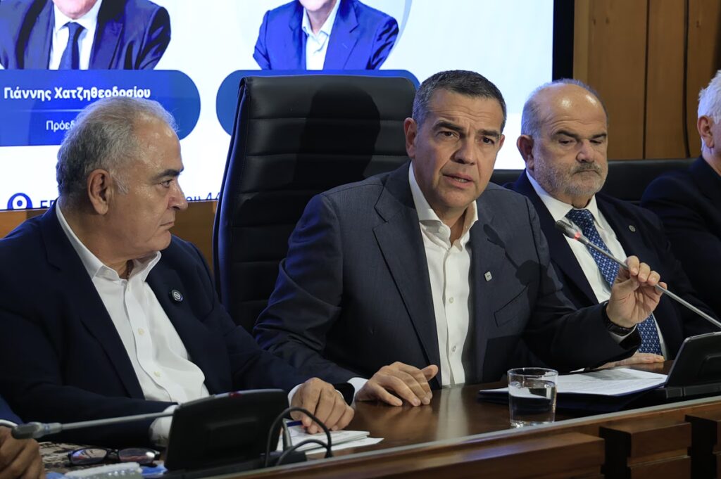 Αλέξης Τσίπρας: Η ανάπτυξη να διαχυθεί στην πραγματική οικονομία – Το σχέδιο της ΕΛΑΣ για τη μικρομεσαία επιχειρηματικότητα
