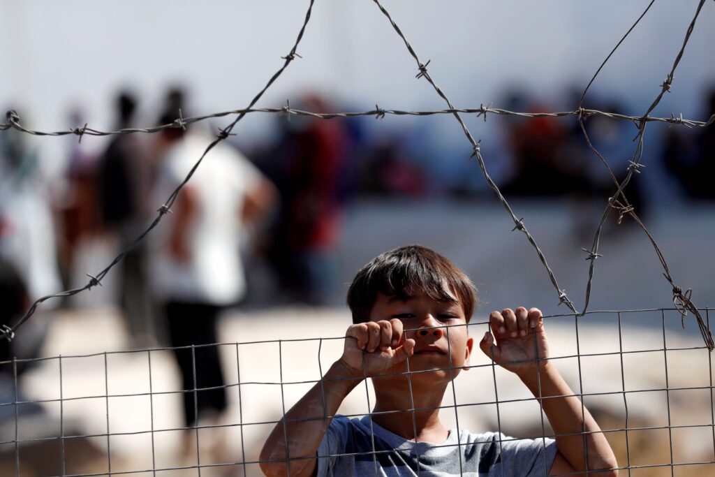 Save the Children-GCR: Τι συμβαίνει με τα παιδιά πρόσφυγες στην Ελλάδα;