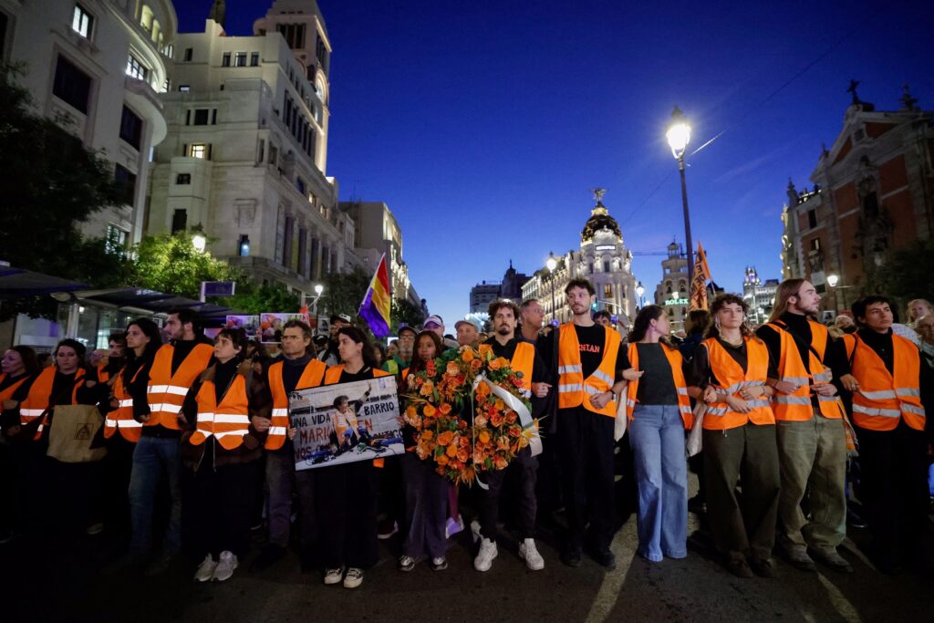 Μαδρίτη: Οι Ισπανοί αποχαιρετούν την Μαρικάρμεν – «Η ιστορία της δεν τελειώνει εδώ»