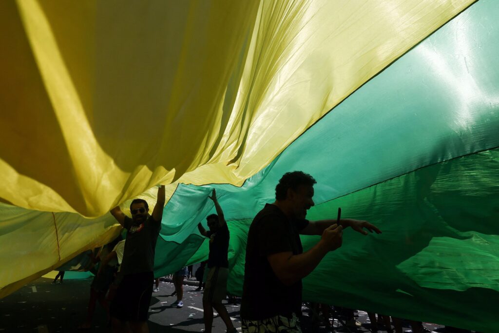 Λούλα ή Μπολσονάρο; – Μια κρίσιμη εκλογική αναμέτρηση στη Βραζιλία με διεθνείς προεκτάσεις