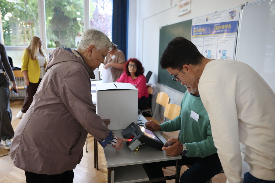 Βοσνία: Στις κάλπες καλούνται σήμερα οι ψηφοφόροι εν μέσω μεγάλου διχασμού