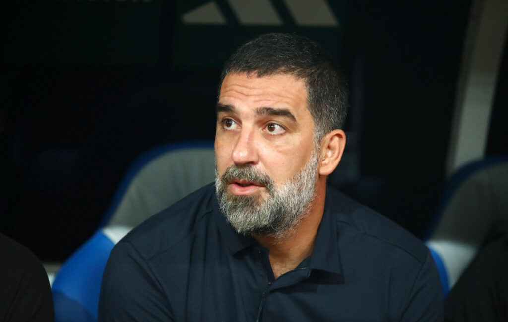 Αρντά Τουράν: «Εξαιρετικός προπονητής ο Νίκολιτς, είμαι αφοσιωμένος στη Σαχτάρ»