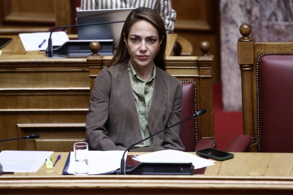 «Προσβασιμότητα κατ’ οίκον»: Τον Νοέμβριο η 2η δόση – Τι ανακοίνωσε η Δόμνα Μιχαηλίδου