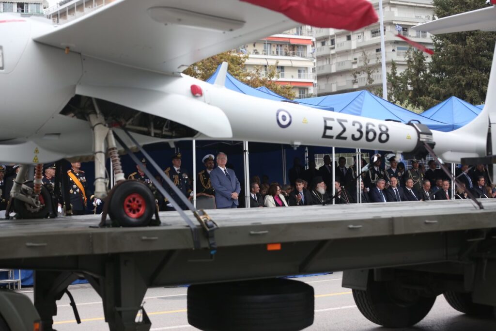 «Ασπίδα Αχιλλέα», «Αρχύτας», «Πυρπολητής»: Τα νέα οπλικά συστήματα στην παρέλαση της 28ης Οκτωβρίου – ΦΩΤΟ-ΒΙΝΤΕΟ