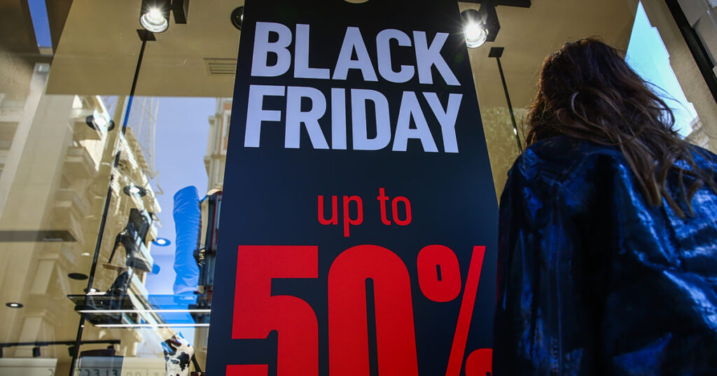 Black Friday: Το μεγάλο εκπτωτικό παζάρι πλησιάζει – Οι συμφέρουσες αγορές, οι παγίδες, οι ευκαιρίες – Πλήρης οδηγός