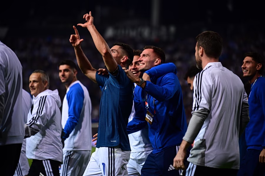 Ελλάδα – Ολλανδία: Ο Μασούρας πετυχαίνει το 2-0 για την ασταμάτητη Εθνική! (vids)