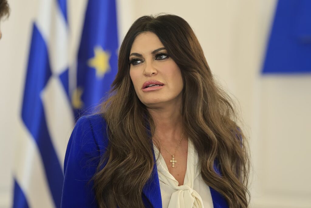 Η παραίτηση Γκίλφοϊλ κατόπιν εντολής Τραμπ και η πρόκληση της επόμενης μέρας για το Στέιτ Ντιπάρτμεντ