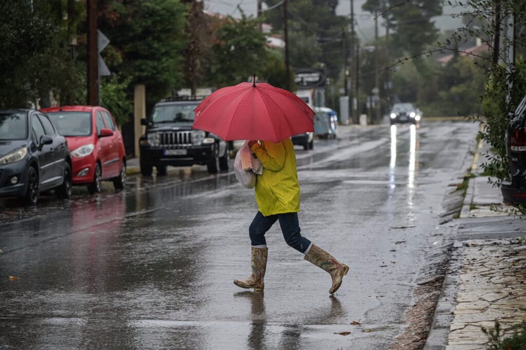 Διήμερη κακοκαιρία πριν την 28η Οκτωβρίου – Οι περιοχές που θα επηρεαστούν