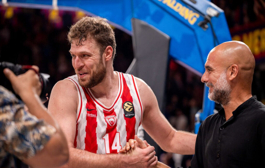 Euroleague: MVP της 6ης αγωνιστικής ο Βεζένκοφ – Η αγκαλιά με τον Γκουαρδιόλα