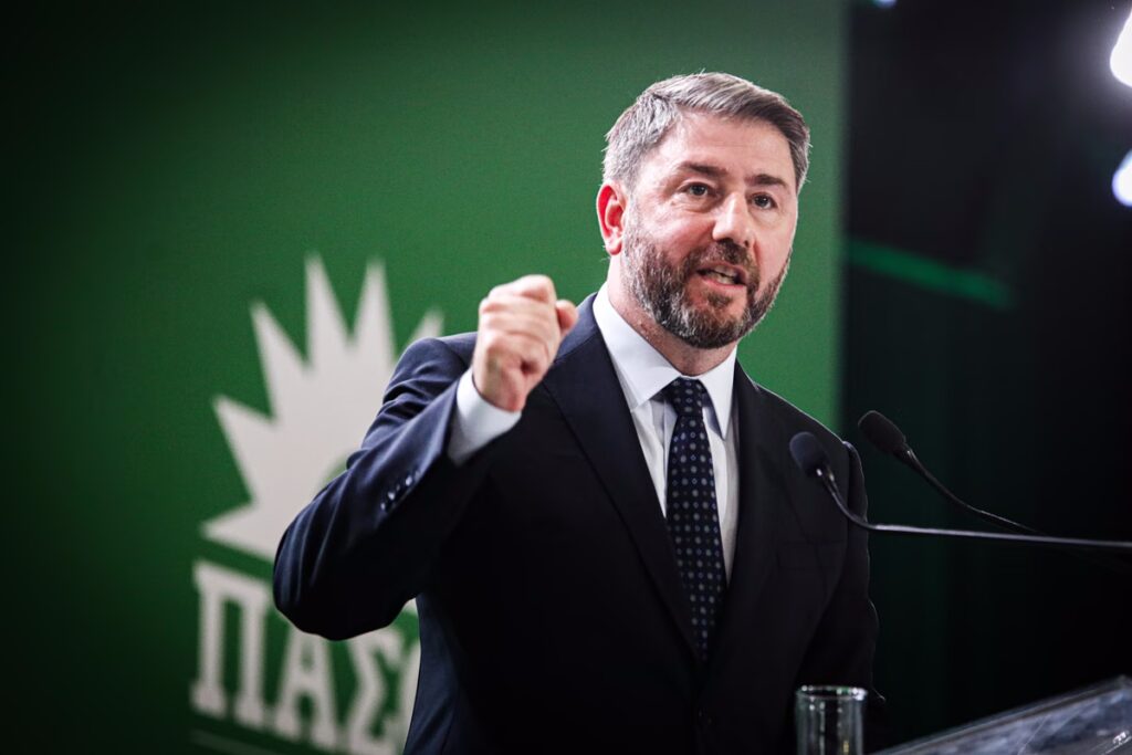 Ανδρουλάκης: Η σύνταξη είναι δικαίωμα – Οι τέσσερις δεσμεύσεις του ΠΑΣΟΚ