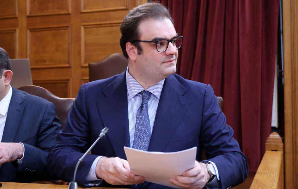Κ. Πιερρακάκης: Η Ελλάδα θέτει πλέον τους όρους της προόδου της – Ευθύνη της κυβέρνησης να βοηθά πολίτες να ξεπερνούν τις δυσκολίες