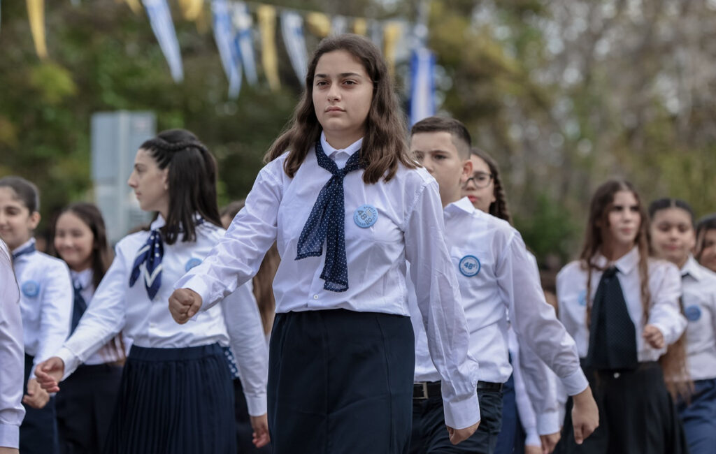 Ολοκληρώθηκε η μαθητική παρέλαση στον Πειραιά