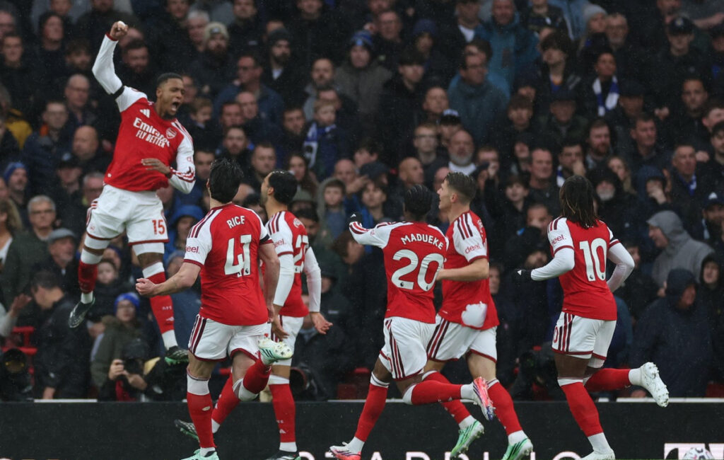 Premier League: Η Άρσεναλ έπιασε τη Μάντσεστερ Σίτι στην κορυφή