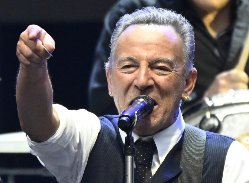 Για δεύτερη φορά παππούς ο Bruce Springsteen – Έγκυος η κόρη του