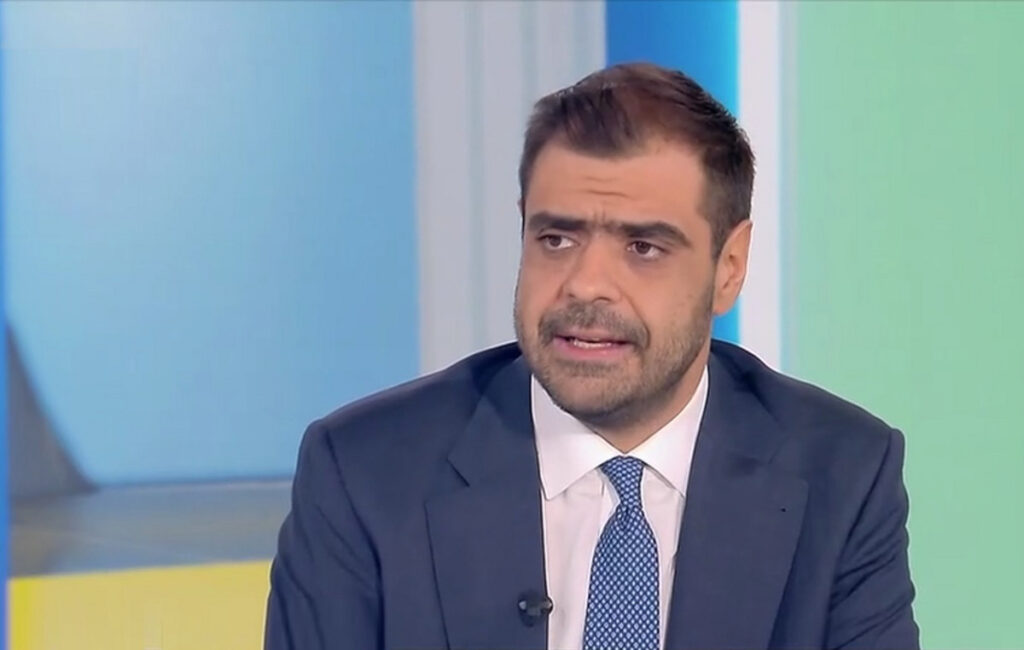 Π. Μαρινάκης: Αιχμές κατά ΠΑΣΟΚ για τις 120 δόσεις – «Και το χαλασμένο ρολόι, 2 φορές τη μέρα λέει τη σωστή ώρα»