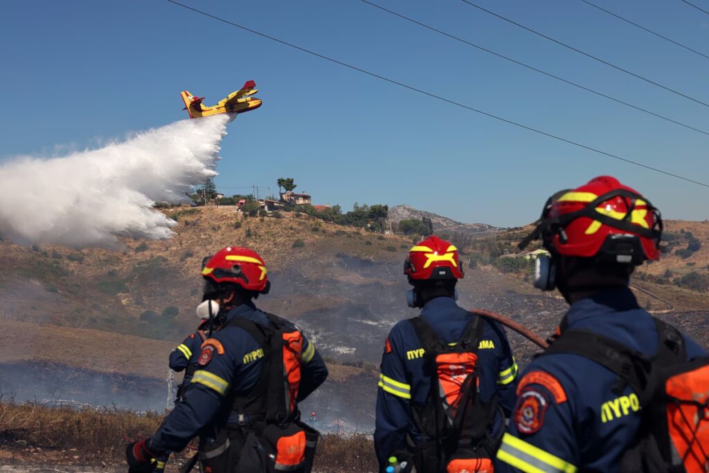 Φωτιά στον Αυλώνα Μεσσηνίας – Επιχειρούν 3 εναέρια