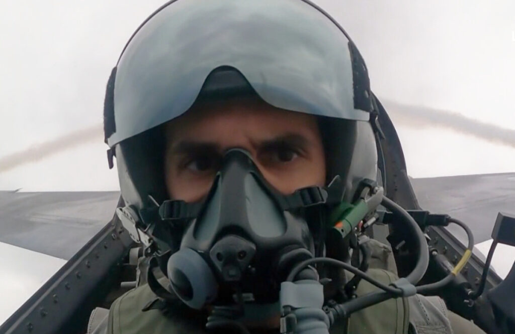 Μήνυμα πιλότου F16 της ομάδας ΖΕΥΣ: Μία λέξη αλλάζει την ιστορία, για τους Έλληνες είναι το ΟΧΙ – ΒΙΝΤΕΟ
