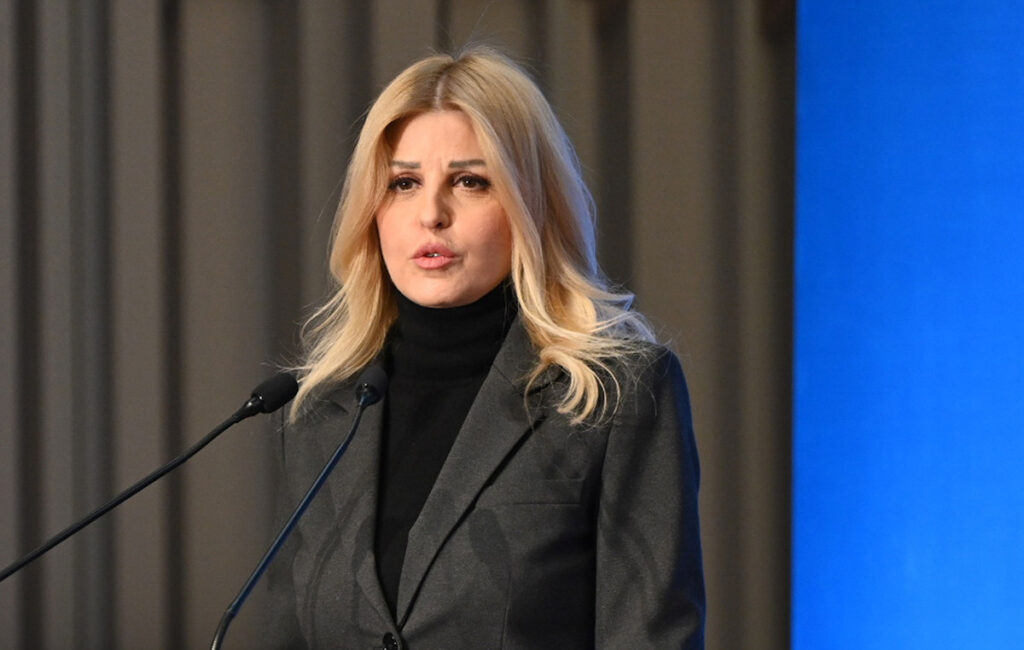 Πέθανε ο πατέρας της Έλενας Ράπτη